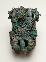 Cylindrisk stavornament, Igbo-Ukwu, 9.-10. århundrede (blyholdig bronze)